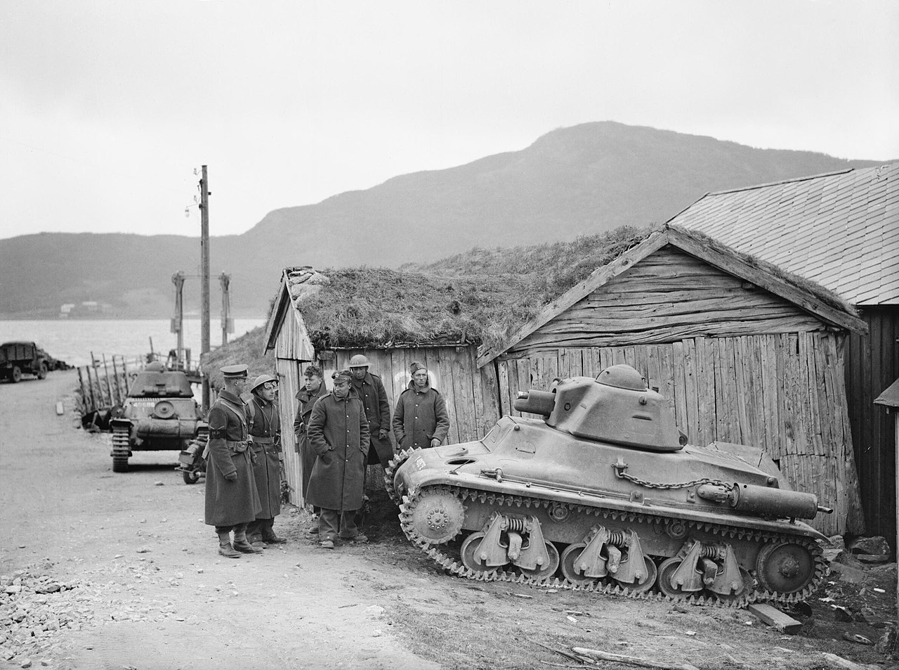 Polska kupiła 3 egzemplarze H-35 w 1939 roku w celach doświadczalnych. Dotarły do kraju razem z transportem R-35. Na zdjęciu widzimy H39 w Norwegii w 1940 roku | Źródło Imperial War Museums (Wikimedia Commons - domena publiczna)