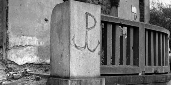 20 marca 1942 r. w Warszawie po raz pierwszy pojawiła się Kotwica – Polska Walcząca