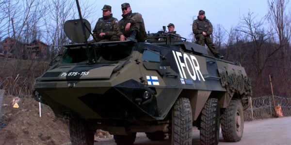 20 grudnia 1995 r. NATO rozpoczęło operację IFOR w Bośni i Hercegowinie