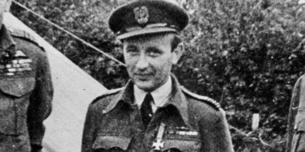 12 listopada 2004 r. zmarł Stanisław Skalski